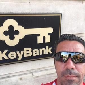 Meet your Posher, Christian